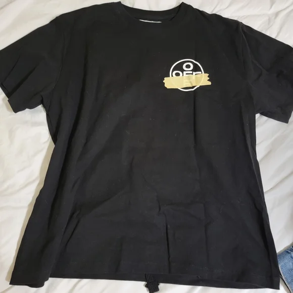 Off white black arrows logo tshirt